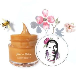 Natural Honey Nude Glow Organic Lip Gloss Plumper Treatment